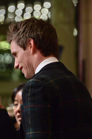 『リリーのすべて』ジャパンプレミアに登場したエディ・レッドメイン