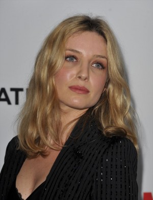 アナベル・ウォーリス