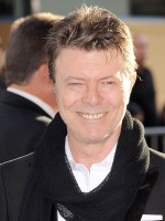 デヴィッド・ボウイ、妻への遺産は56億円　2人の子供とスタッフらも相続
