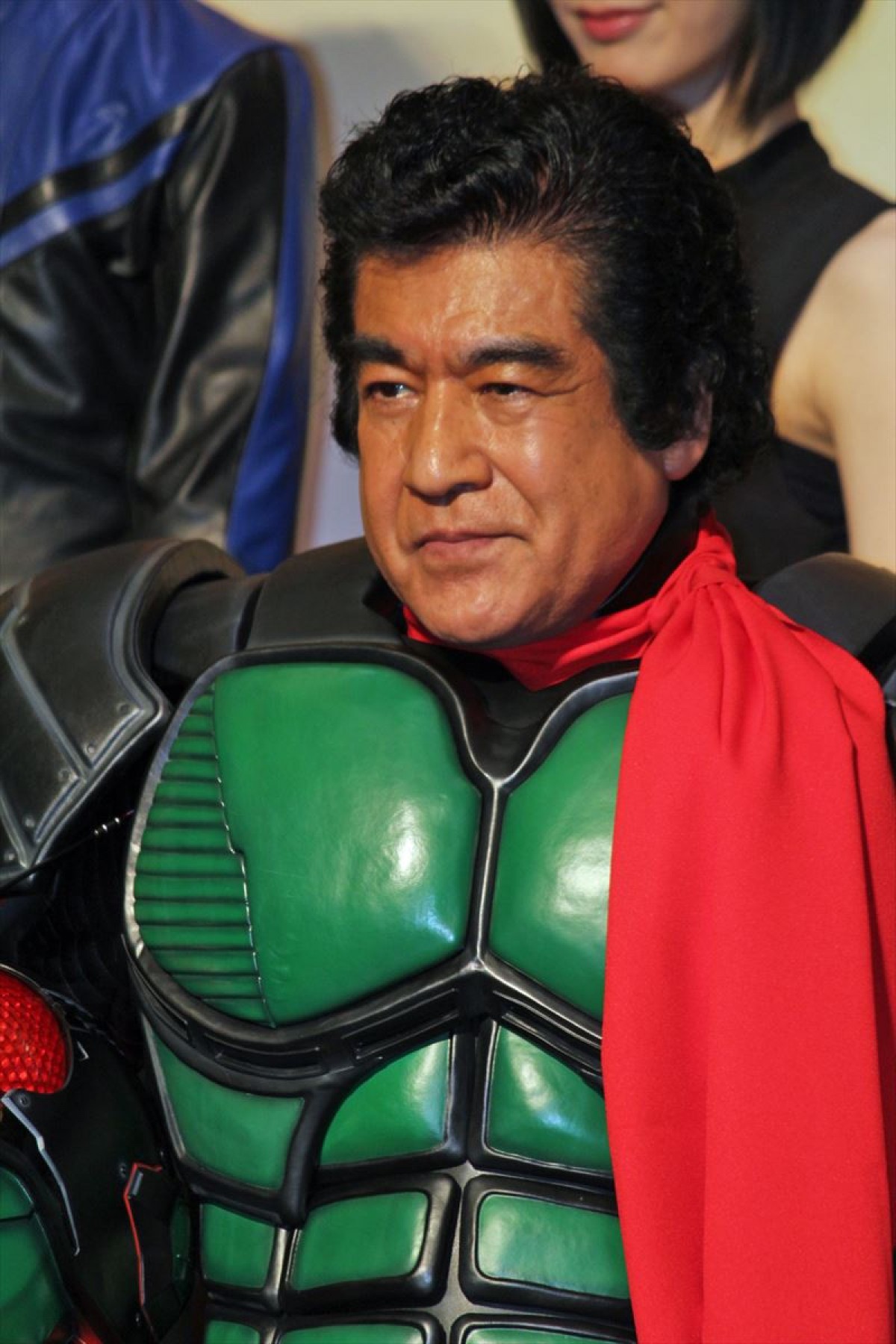 藤岡弘、45年ぶり“本郷猛”再演に「ライダー魂が騒ぐ」　 『ゴースト』も共演に感動
