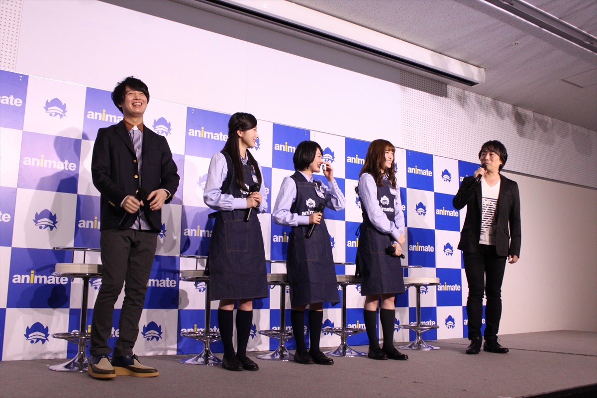 乃木坂46・生駒里奈、“アニメイト”制服に大興奮　「持って帰っていいですか？」