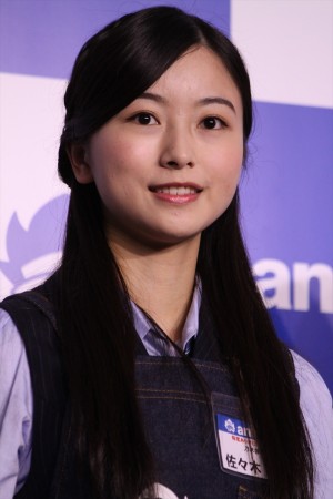 「アニメイト30周年プロジェクト」記者会見に出席した佐々木琴子