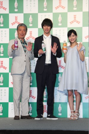 「三ツ矢サイダー2016 年ブランド戦略発表会」の様子