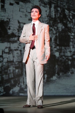 宝塚歌劇・雪組公演『ローマの休日』制作発表会に登場した早霧せいな