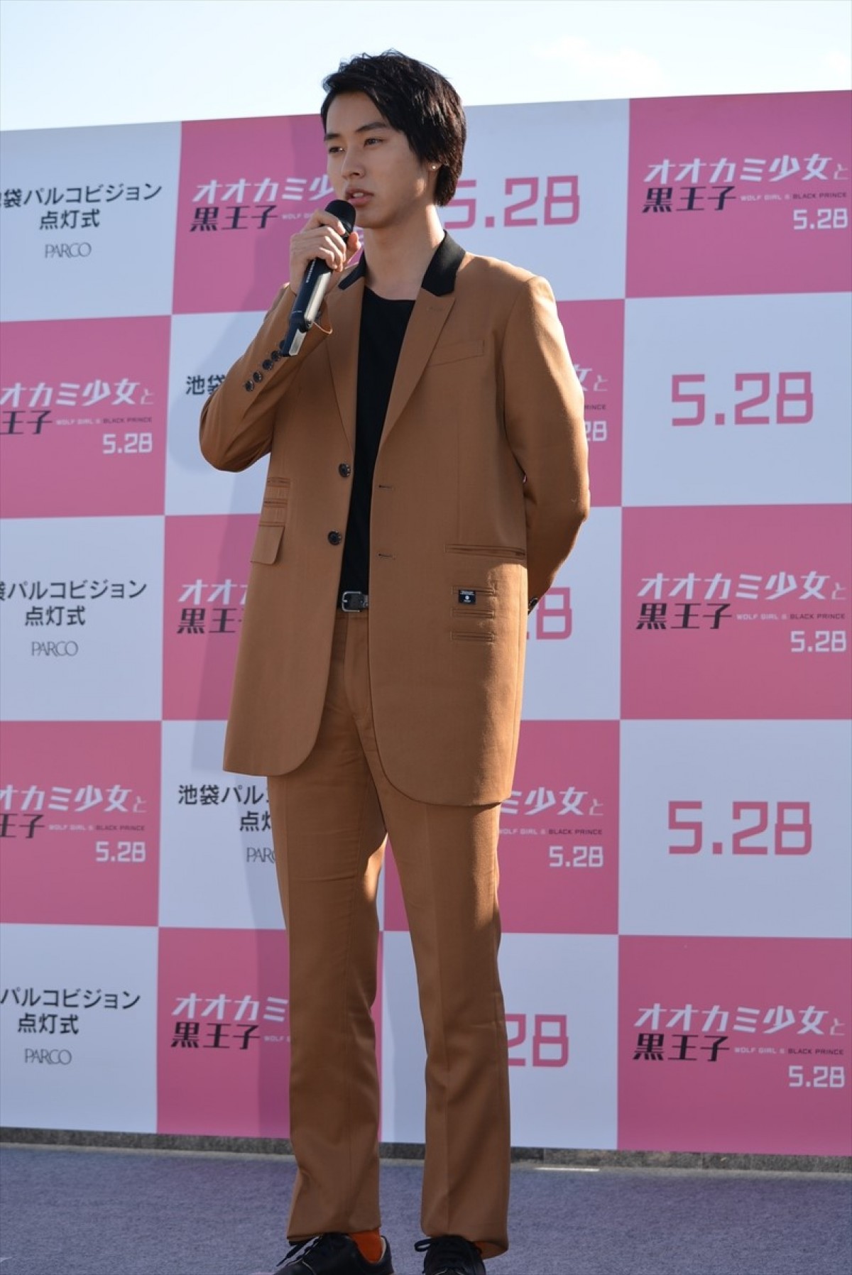 二階堂ふみ＆山崎賢人、6年ぶり共演で「大人になったよね」　成長実感に満面の笑み