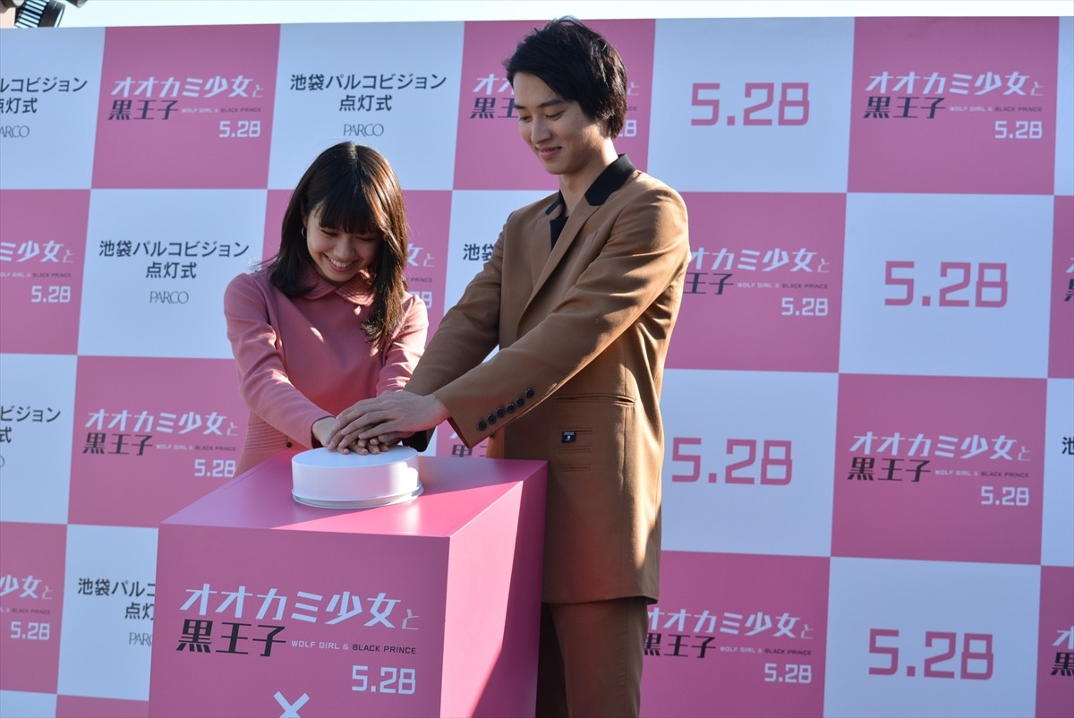 二階堂ふみ＆山崎賢人、6年ぶり共演で「大人になったよね」　成長実感に満面の笑み