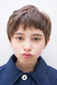 ネット上で話題を呼ぶ韓国の“ハーフイケメンモデル”ケイン・デニス君