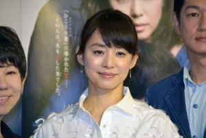 『コントレール～罪と恋～』試写会に出席した石田ゆり子