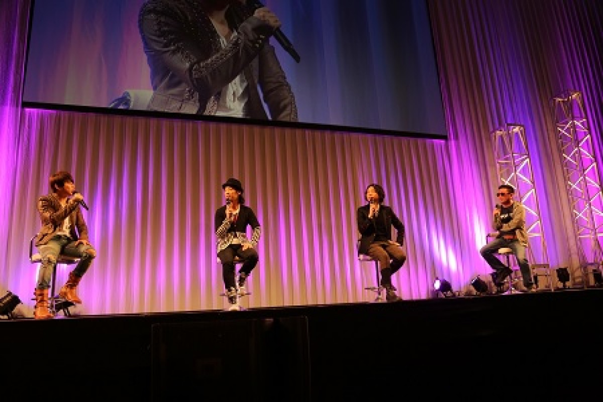 ＜AJ2016＞西川貴教、自身イメージのイケメン人形に感激！虚淵玄の人形劇でサプライズ