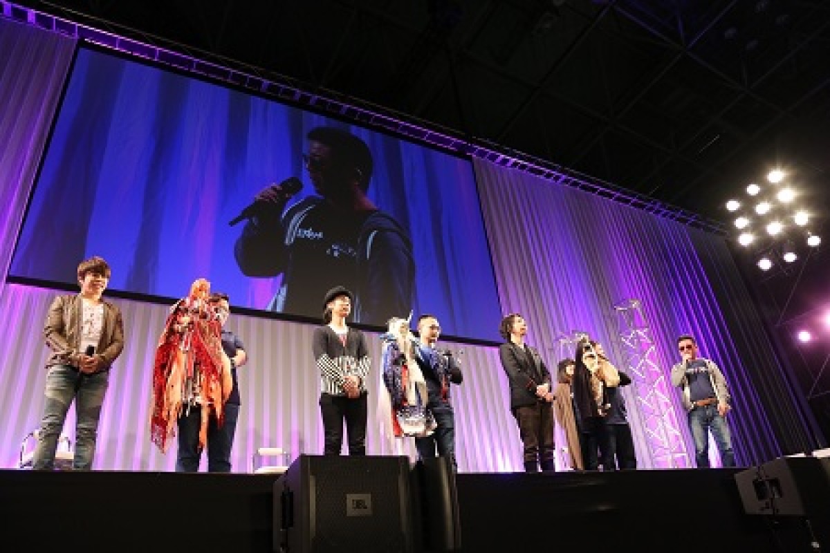 ＜AJ2016＞西川貴教、自身イメージのイケメン人形に感激！虚淵玄の人形劇でサプライズ