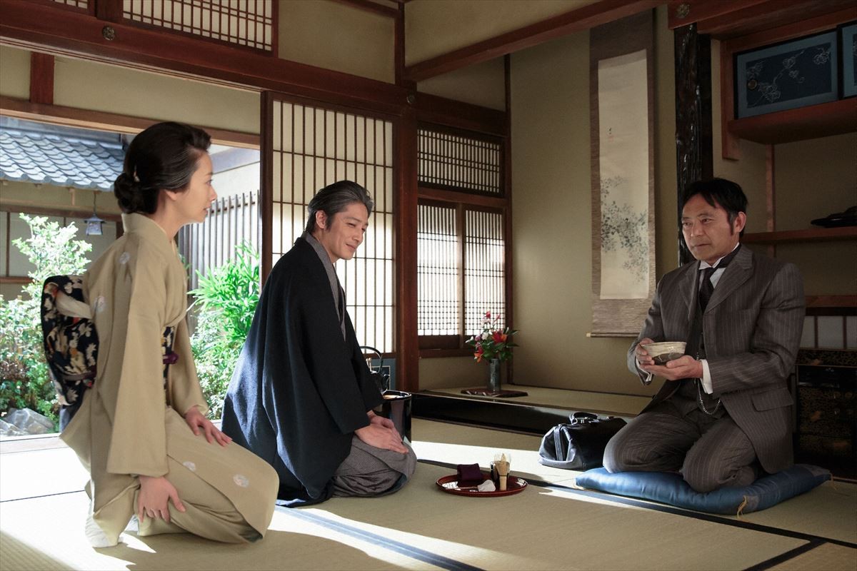 『あさが来た』最終週 加野屋に懐しい顔が続々　歩んできた道を振り返るあさとはつ