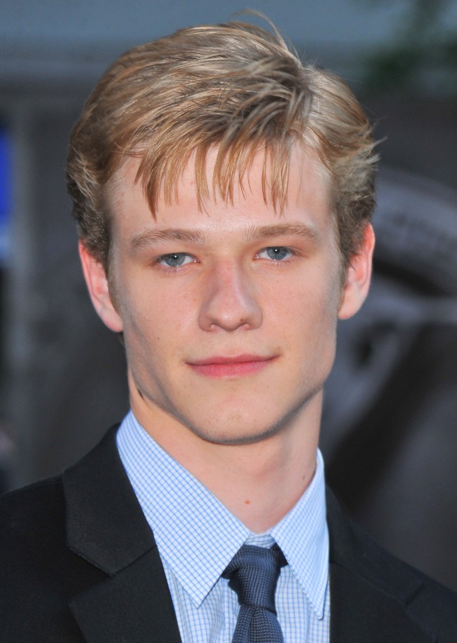 ルーカス・ティル、Lucas Till