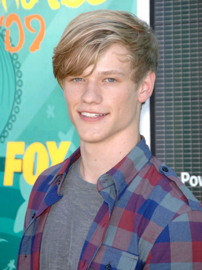 ルーカス・ティル、Lucas Till