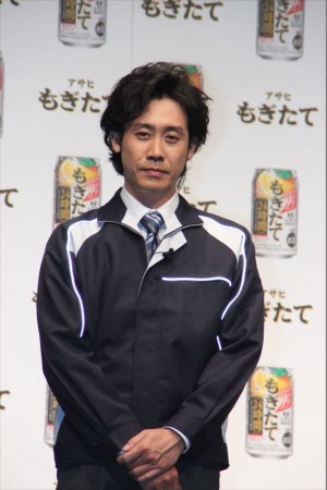 「アサヒもぎたて」CM発表会に出席した大泉洋