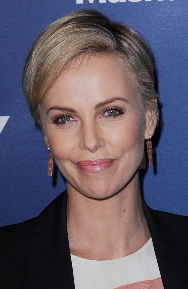 シャーリーズ・セロン、Charlize Theron