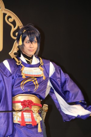 ミュージカル『刀剣乱舞』 ～阿津賀志山異聞～製作発表会見に登壇した黒羽麻璃央