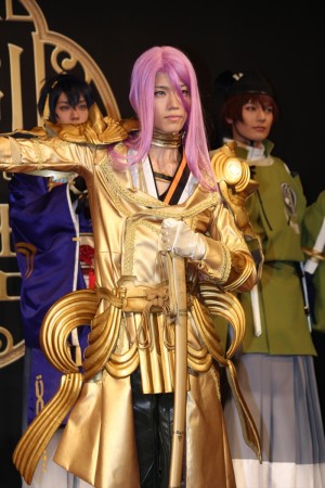 ミュージカル『刀剣乱舞』 ～阿津賀志山異聞～製作発表会見に登壇した高橋健介