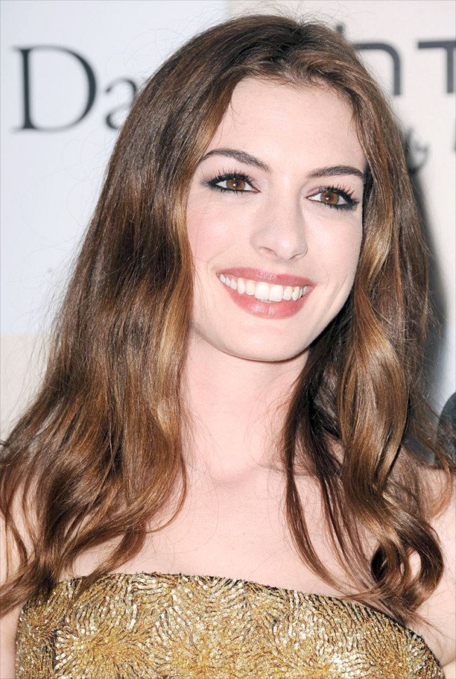 アン・ハサウェイ　Anne Hathaway