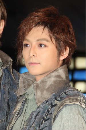 『1789‐バスティーユの恋人たち‐』初日前会見に登場した小池徹平