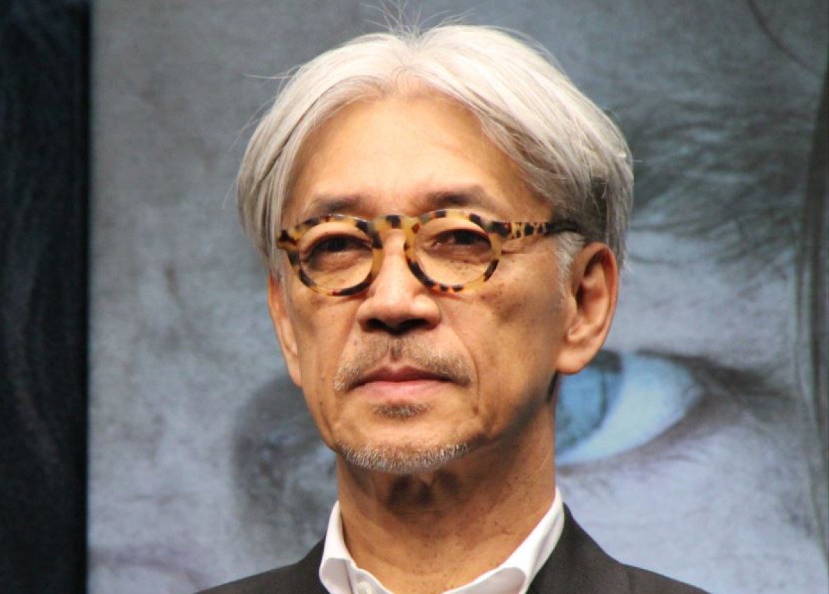 坂本龍一、『レヴェナント』上映会でピアノ演奏　イニャリトゥ監督のこだわりに苦笑い