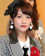 高橋みなみ、ももクロ百田夏菜子＆有安杏果と3ショット　「スゴい光景！」ファン興奮