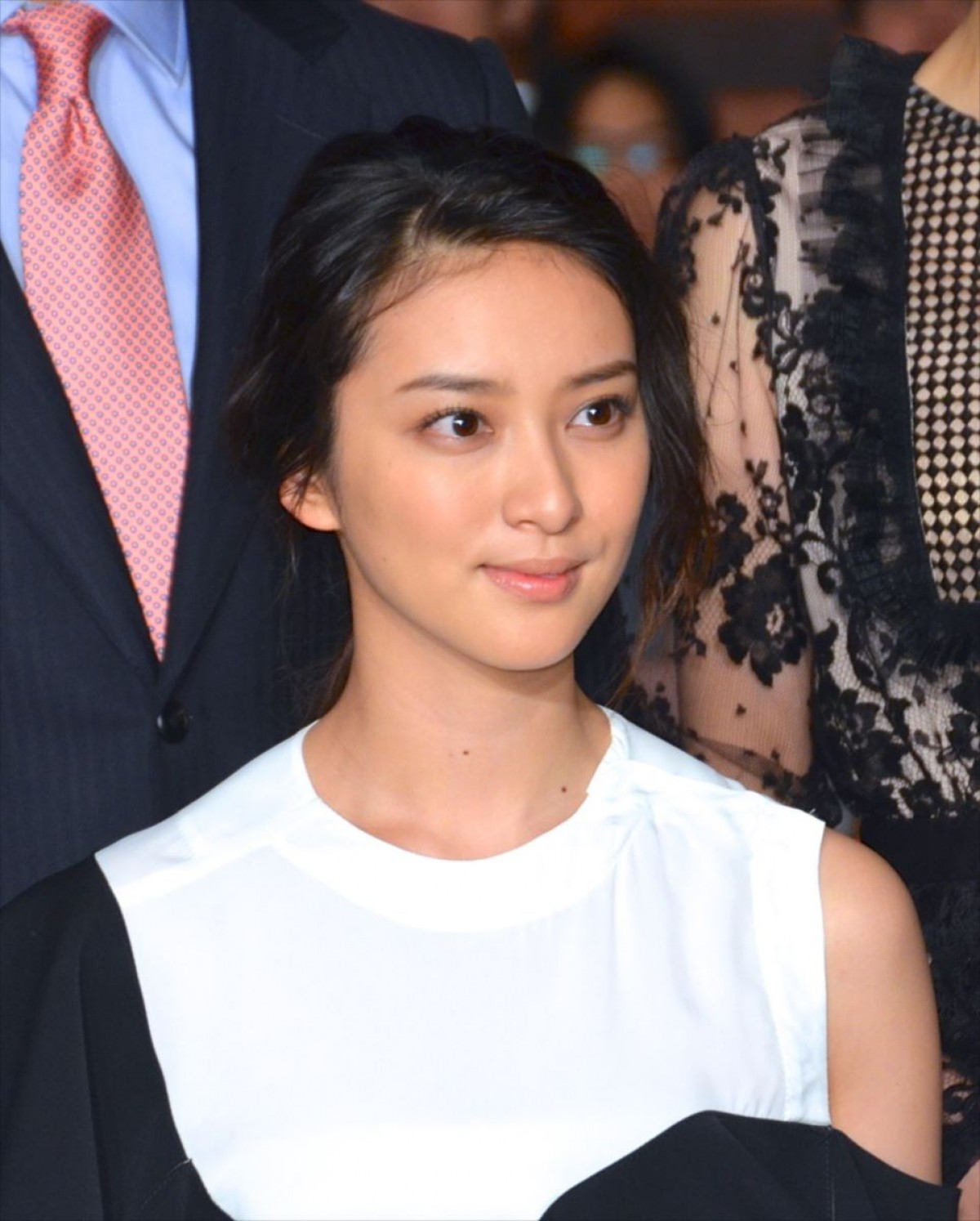 伊藤英明、山下智久と褒め合いバトルに「気持ち悪いですね」