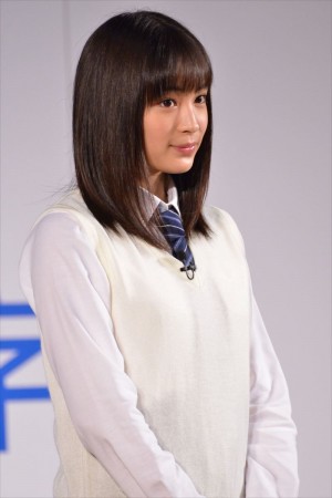 「ビタミン炭酸マッチ」新CM発表会に登壇した広瀬すず