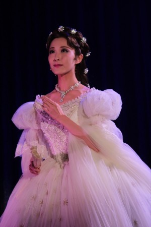 『エリザベート－愛と死の輪舞（ロンド）－』制作発表会見に出席した実咲凜音