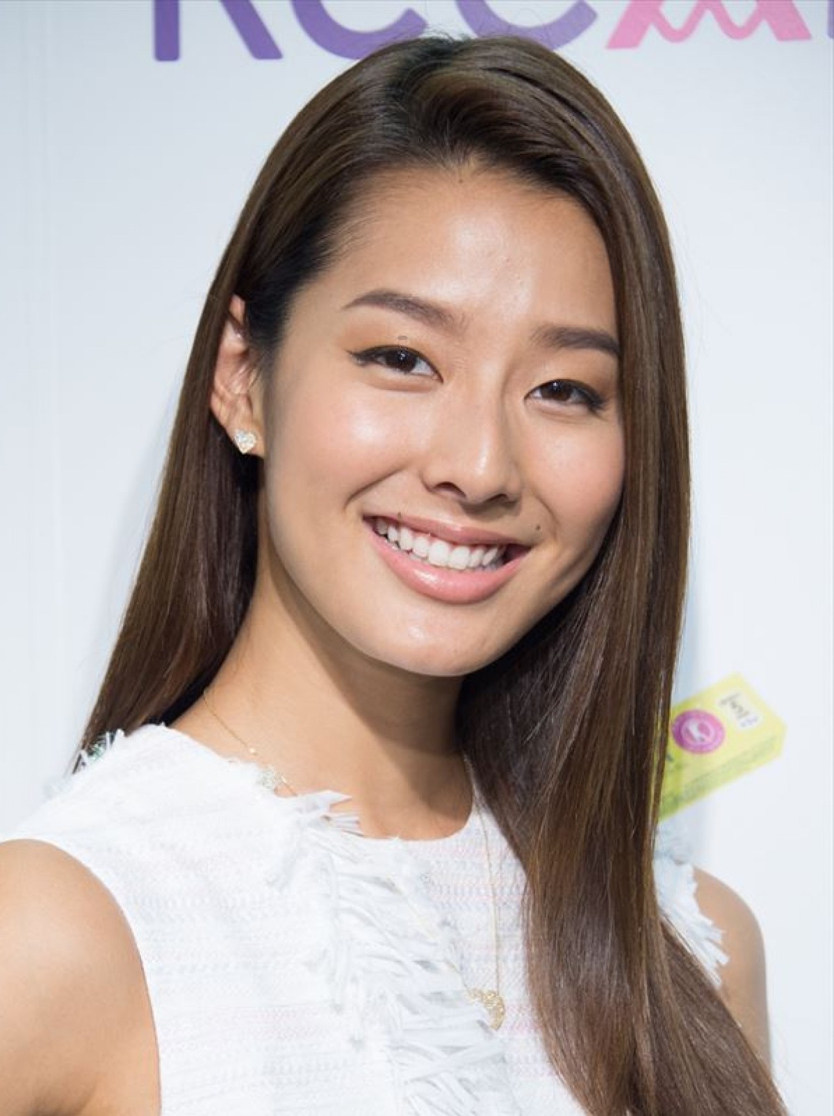 ディーン・フジオカ「海外旅行で頼りになりそうな有名人」1位に！女性はイモトアヤコ