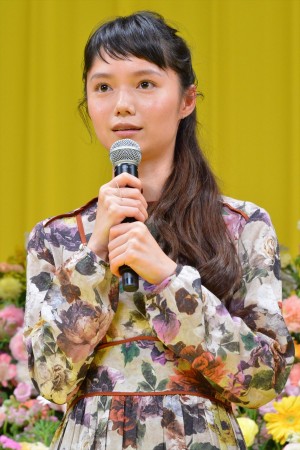 『世界から猫が消えたなら』完成披露舞台挨拶に登壇した宮崎あおい