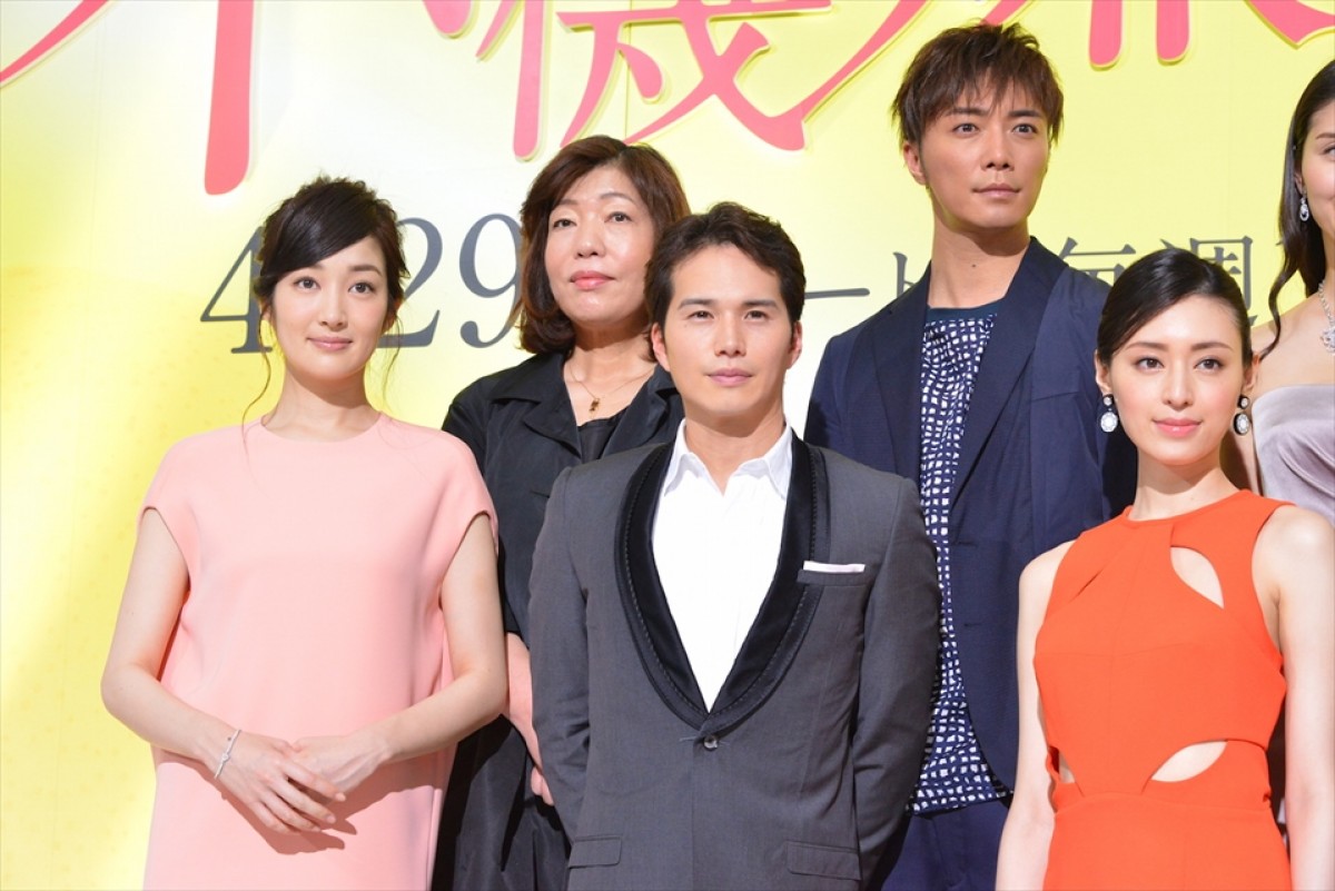 稲垣吾郎、妻役・栗山千明のモテっぷりにご立腹　橋本マナミに「付き合っちゃおうか」