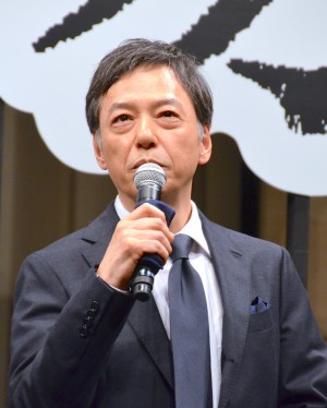 板尾創路、『連続ドラマW 沈まぬ太陽』完成披露試写会に出席