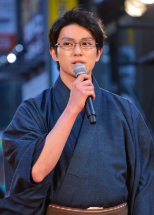 『ちはやふる 下の句』レッドカーペットイベントに登壇した真剣佑