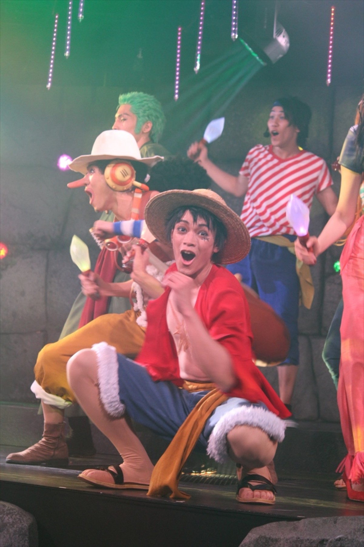 『ONE PIECE』ライブアトラクションの新作公開　トラファルガー・ローも遂に登場！