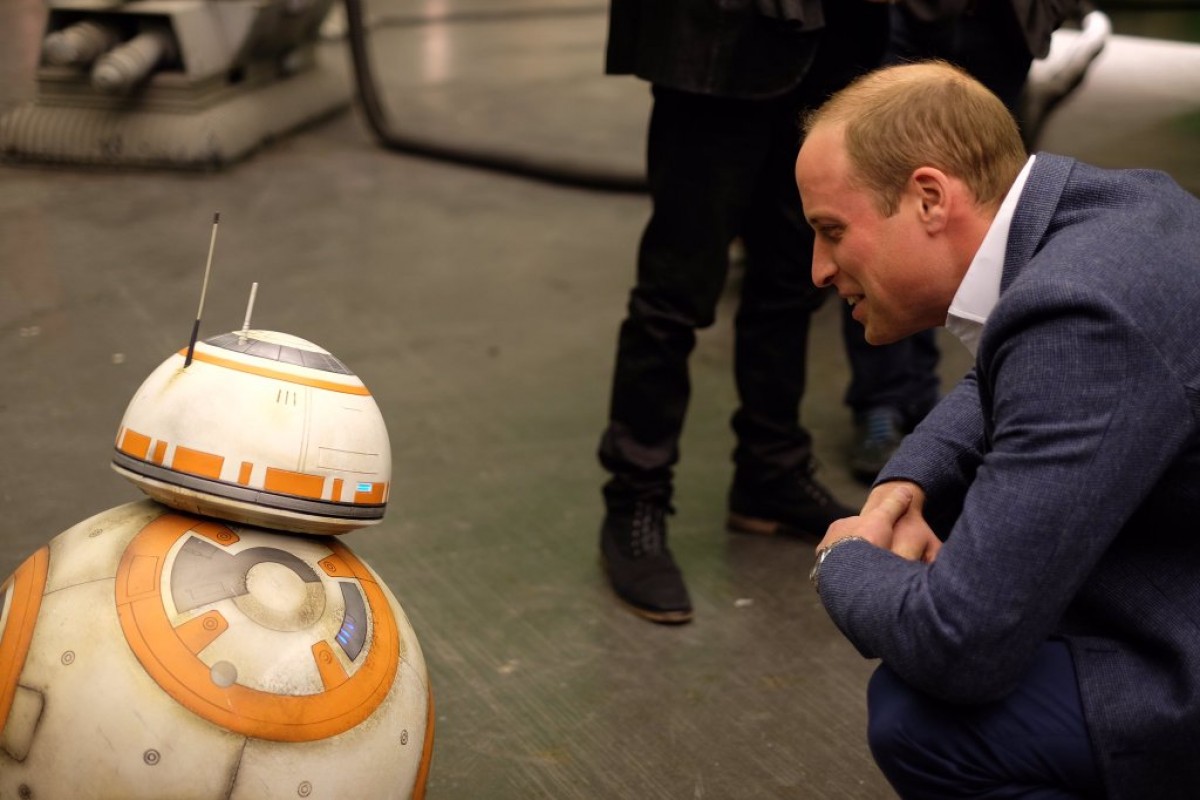 ウィリアム王子＆ヘンリー王子、『スター・ウォーズ』新作の撮影現場を訪問