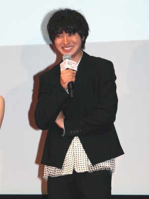 『オオカミ少女と黒王子』ジャパンプレミアに出席した山崎賢人