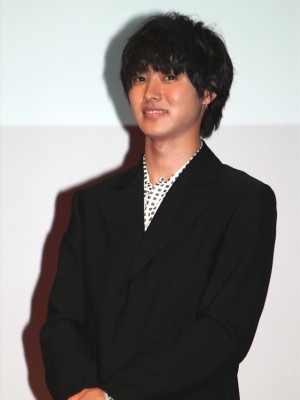 『オオカミ少女と黒王子』ジャパンプレミアに出席した山崎賢人