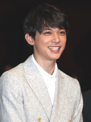 『オオカミ少女と黒王子』ジャパンプレミアに出席した吉沢亮