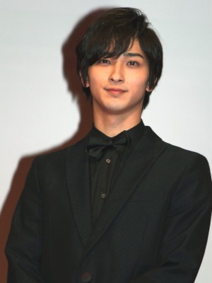 『オオカミ少女と黒王子』ジャパンプレミアに出席した横浜流星