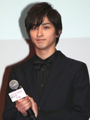 『オオカミ少女と黒王子』ジャパンプレミアに出席した横浜流星