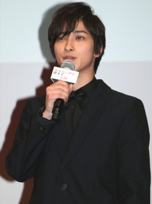 『オオカミ少女と黒王子』ジャパンプレミアに出席した横浜流星