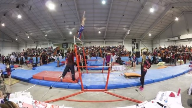 神業!体操のコーチが選手を救う