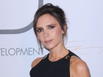 ヴィクトリア・ベッカム、スパイス・ガールズでは「マイクの音がオフだった」と告白