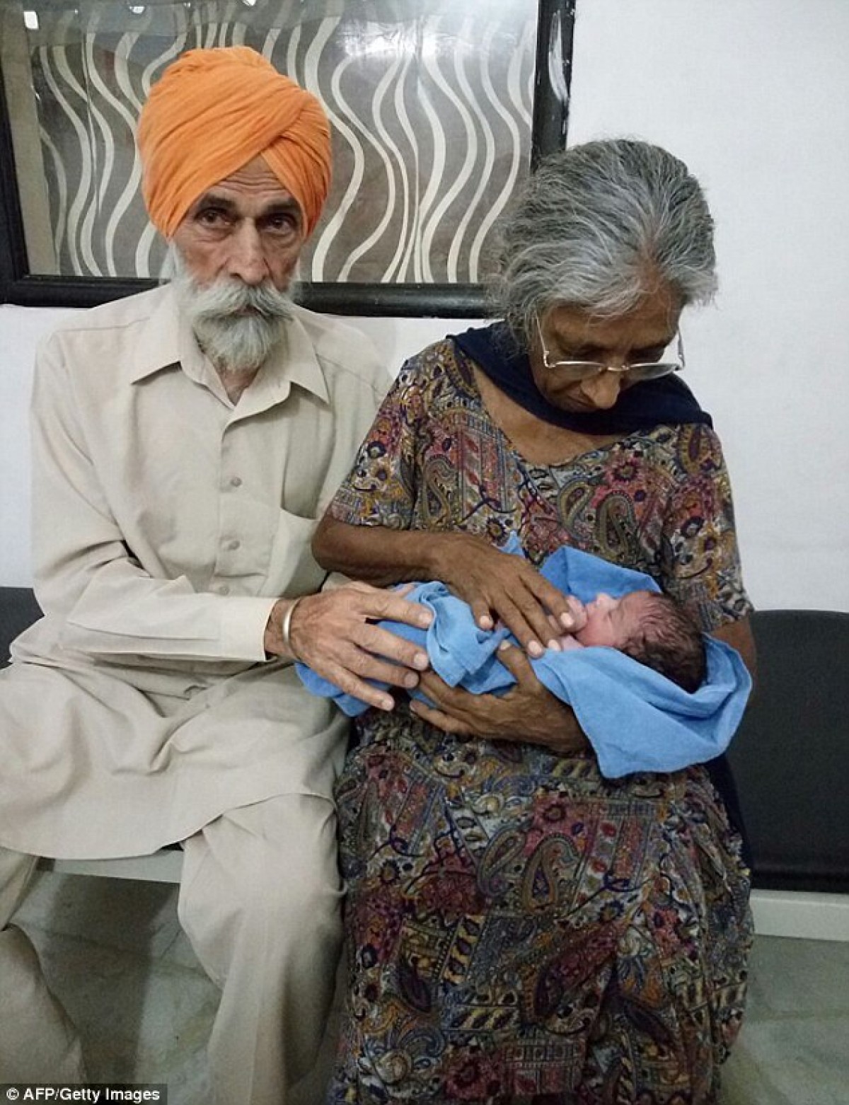 インド女性が70歳で第1子出産！　79歳の夫と2年間の不妊治療