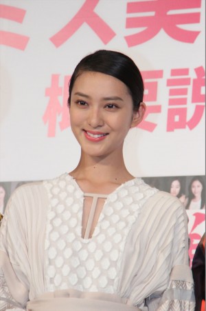 『第1回ミス美しい20代コンテスト』概要説明記者発表会に登壇した武井咲