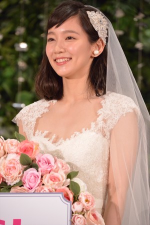 「ゼクシィ」の新CM＆CMソング発表会に登壇した吉岡里帆