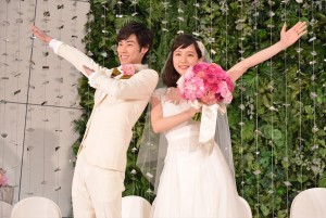 「ゼクシィ」の新CM＆CMソング発表会に登壇した吉岡里帆と戸塚純貴