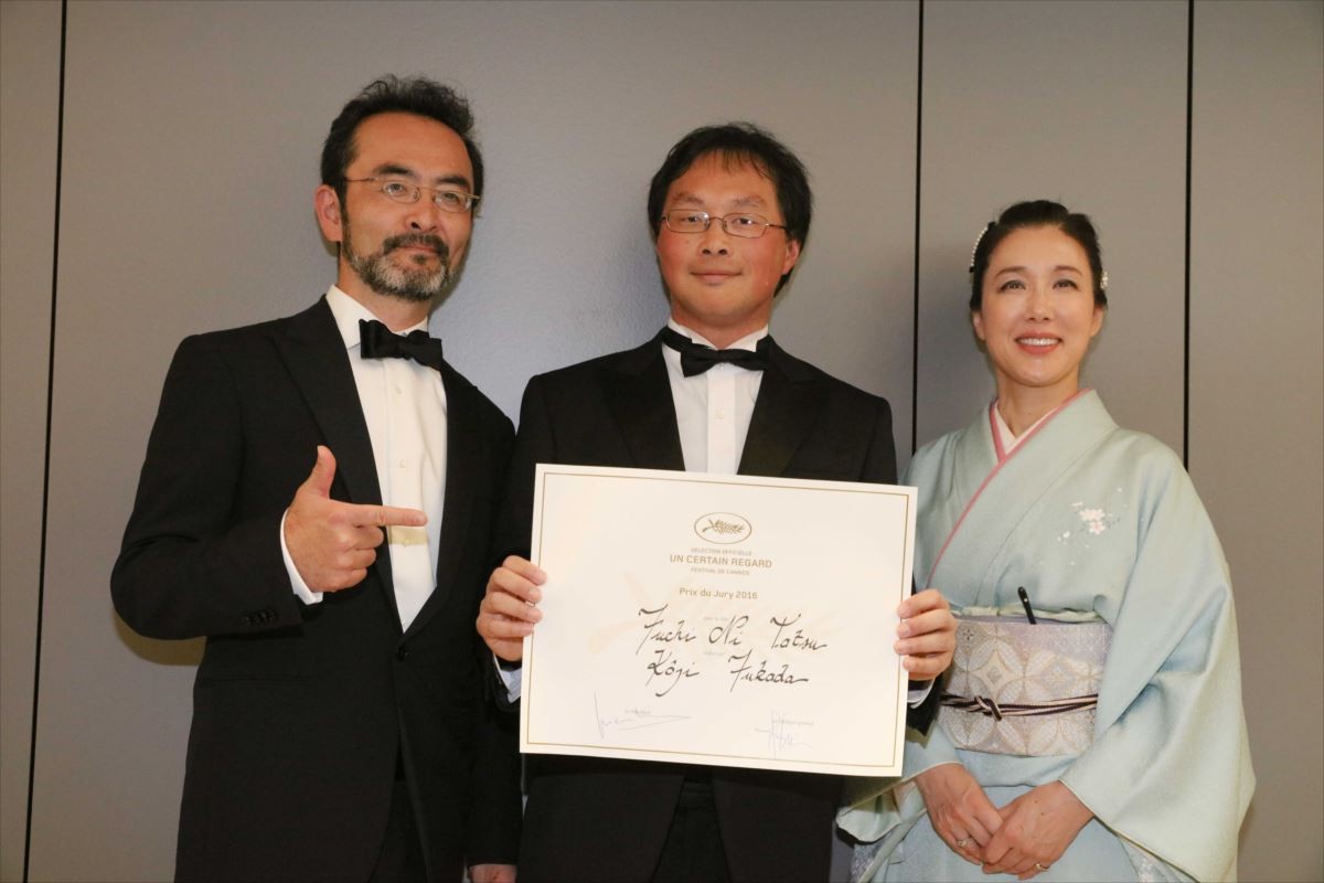 浅野忠信「最高です！」主演映画『淵に立つ』、カンヌ「ある視点」審査員賞受賞