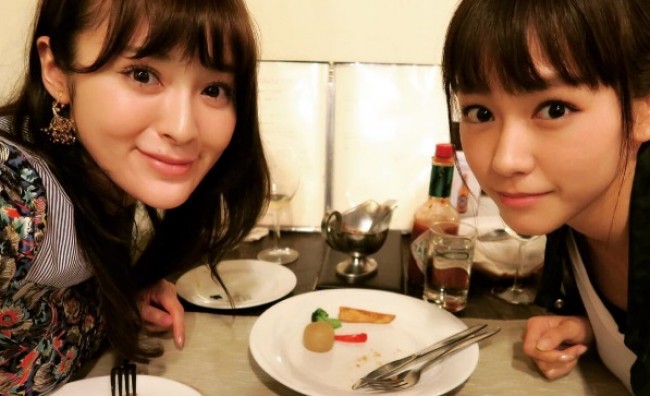 貫地谷しほり＆桐谷美玲、インスタグラム