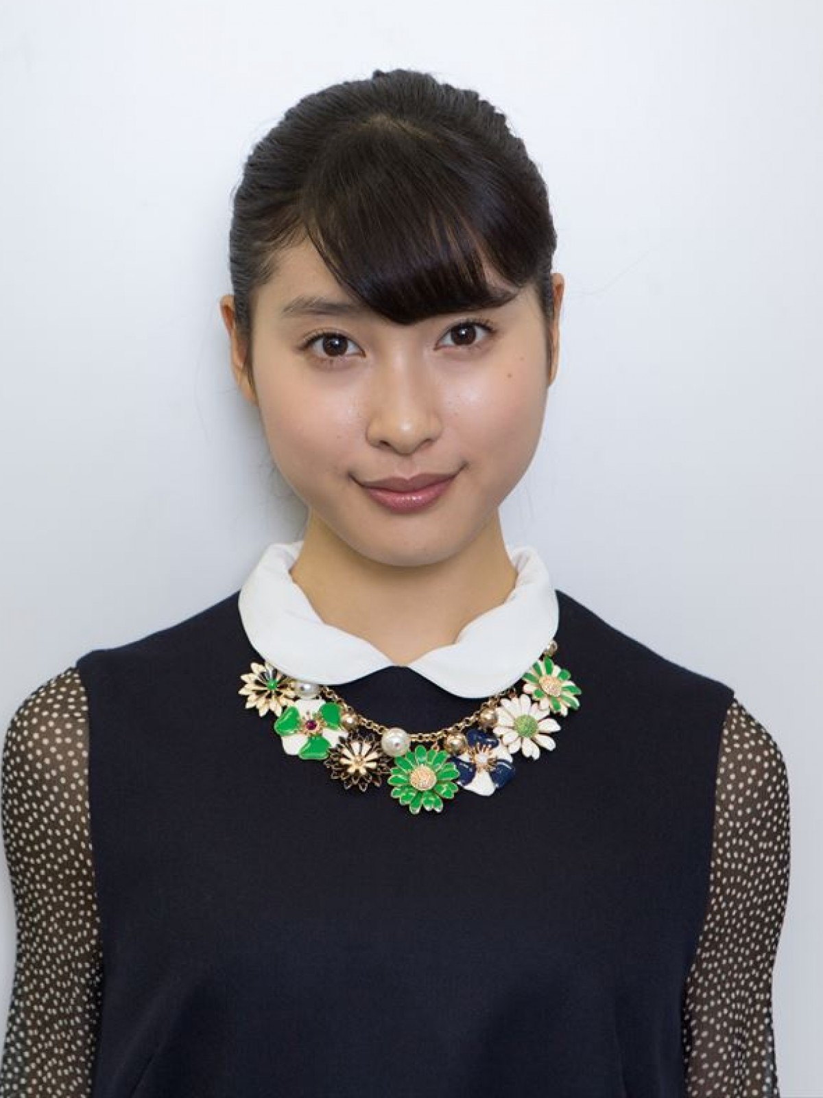 有村架純、採用担当者が選ぶ“理想の新人像”第1位に！ 男性は松坂桃李が上位